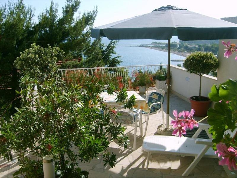 Apartment In Omis With Sea View, Balcony, Air Conditioning, Wi-Fi 외부 사진